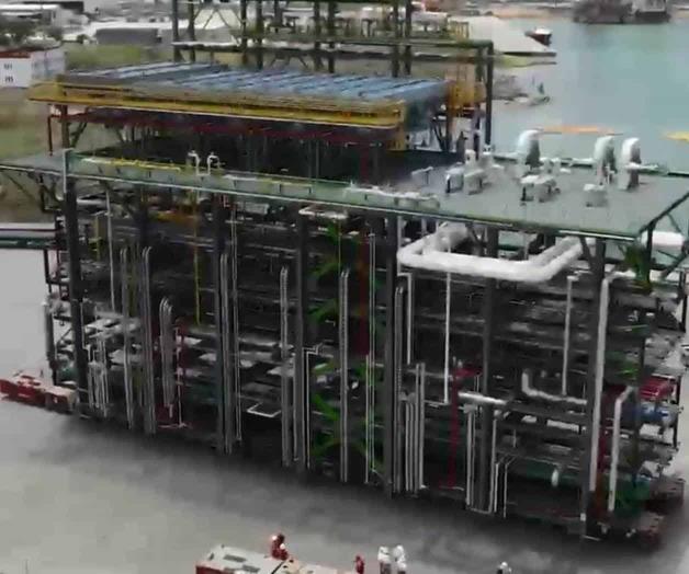 Llevan a Dos Bocas festejo del trabajo