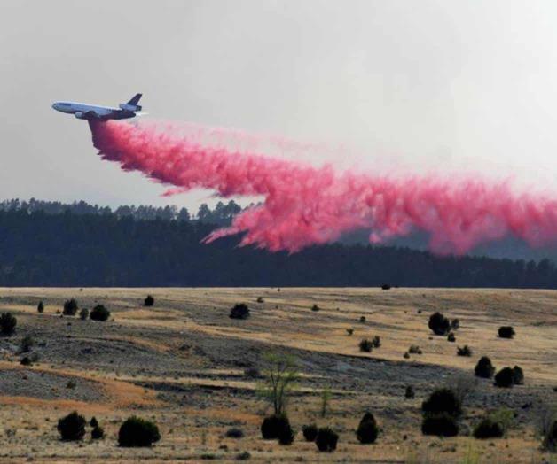 Vientos podrían empujar incendio a ciudad en Nuevo México