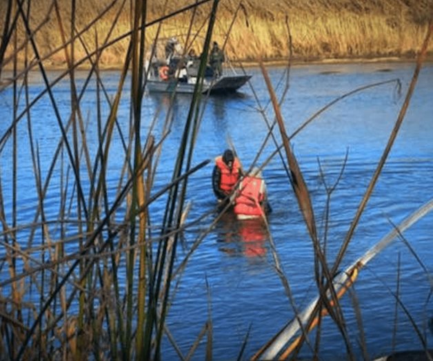 Rescata Beta cuerpo de un niño africano en el río