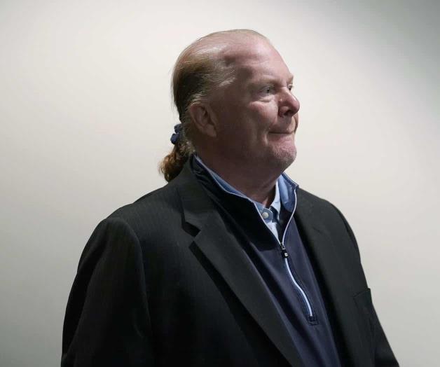 Es absuelto en caso de conducta inapropiada