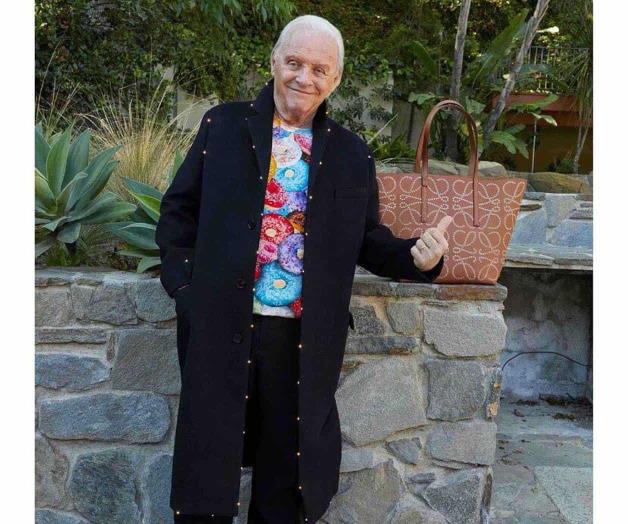 Vuelve a posar... Vuelve a posar...