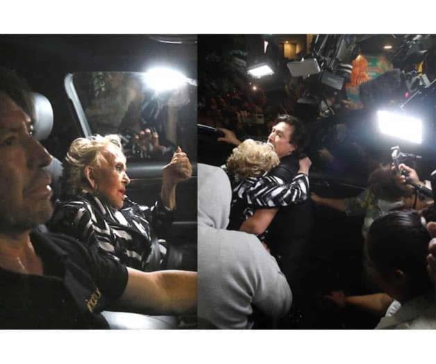 Se va del teatro, cancelando su actuación