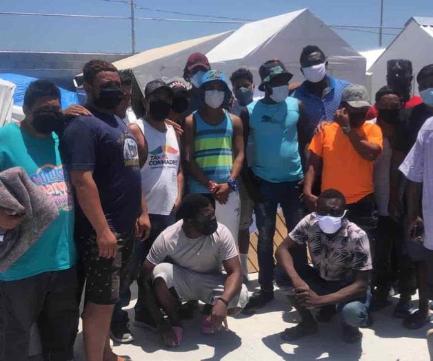 Claman migrantes acelerar asilo