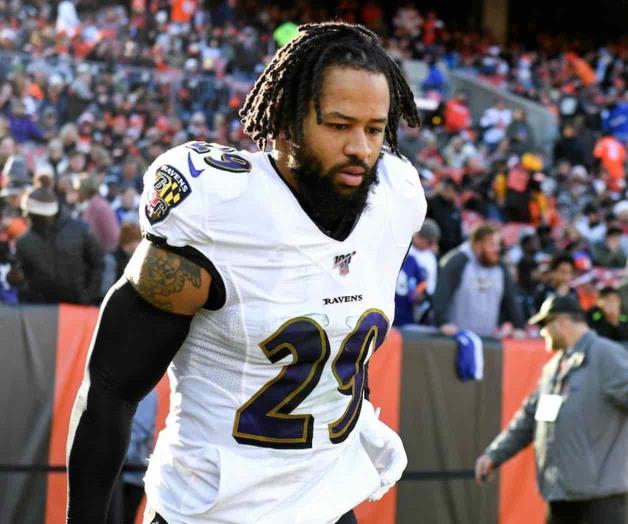 Arrestan a Earl Thomas