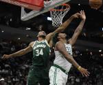 Chocan por el boleto Bucks contra Celtics