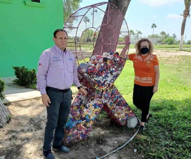 Donan taparroscas contra el cáncer