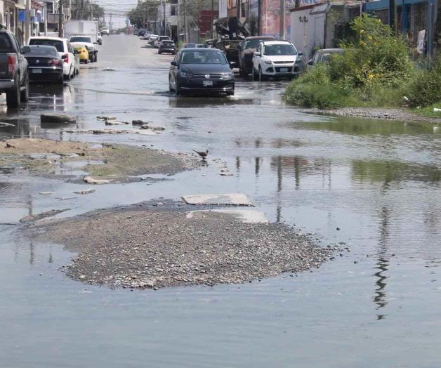 Empantana a colonia fuga de aguas negras Empantana a colonia fuga de aguas negras