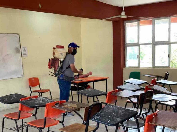 Combaten dengue con fumigaciones Combaten dengue con fumigaciones