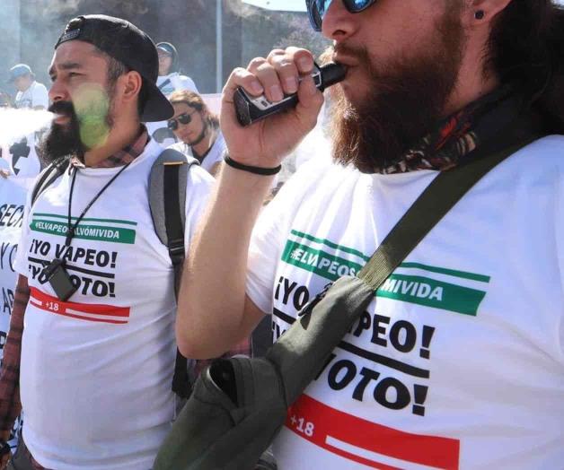 Alerta Cofepris de grave riesgo por vapeadores