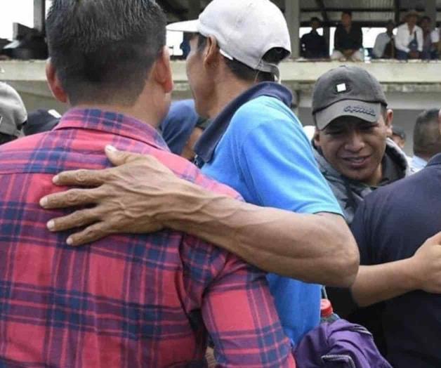 Liberan a 36 campesinos plagiados hacía 5 meses Liberan a 36 campesinos plagiados hacía 5 meses