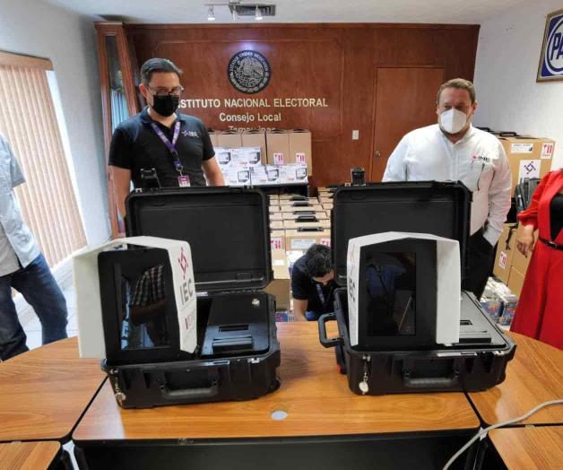 Llegan urnas electrónicas Llegan urnas electrónicas