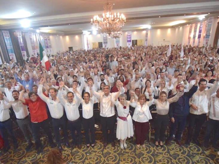Cambiar prioridades: familias primero con austeridad y eficacia Cambiar prioridades: familias primero con austeridad y eficacia