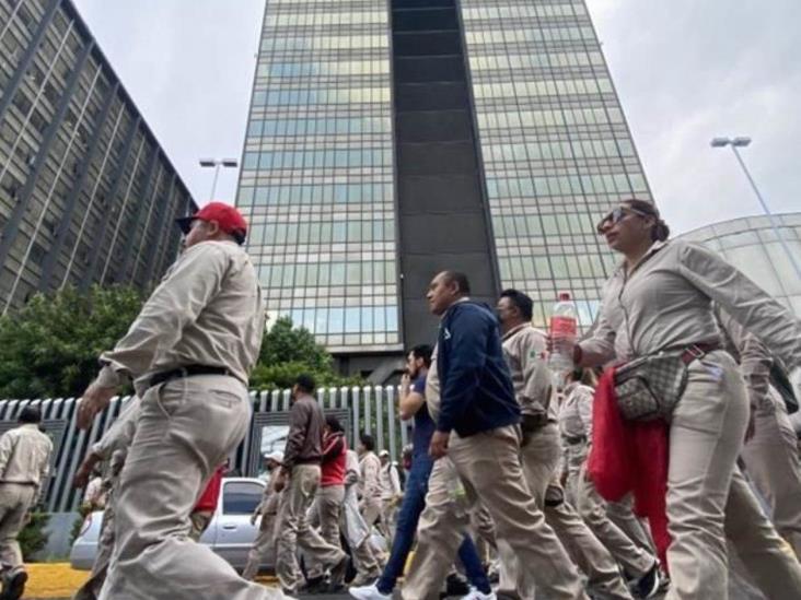 No habrá contratos ni plazas sin razón No habrá contratos ni plazas sin razón