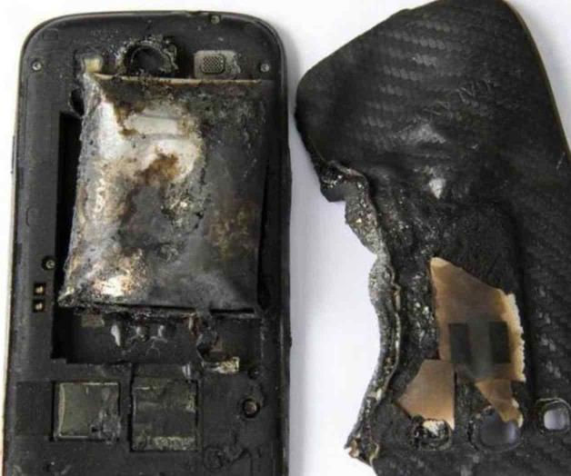 Muere mujer tras explotarle celular Muere mujer tras explotarle celular