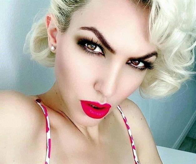 Festeja Karen Souza 10 años de carrera