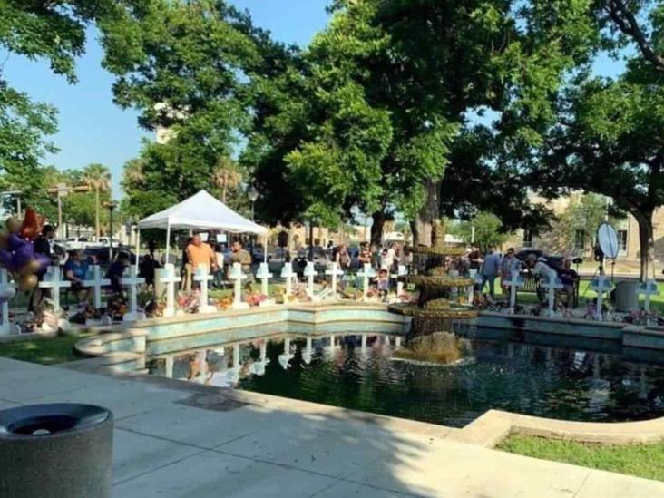 Apoya México traslado a funeral de víctimas en Texas Apoya México traslado a funeral de víctimas en Texas