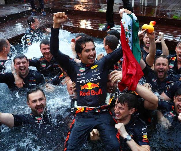 Firma Checo con Red Bull hasta 2024