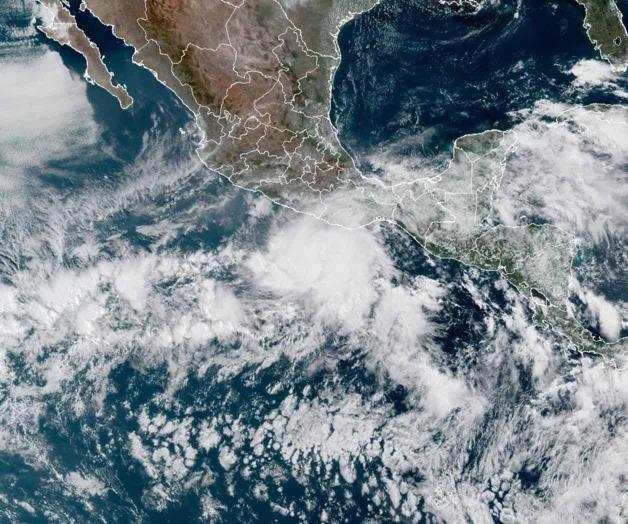 Toca ‘Agatha’ tierra en costa de Oaxaca