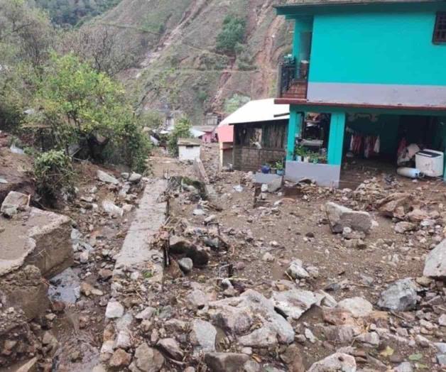 Mueren tres en Oaxaca por Agatha Mueren tres en Oaxaca por Agatha