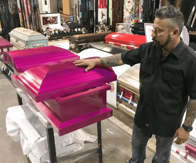 Ataúdes personalizados para niños asesinados Ataúdes personalizados para niños asesinados