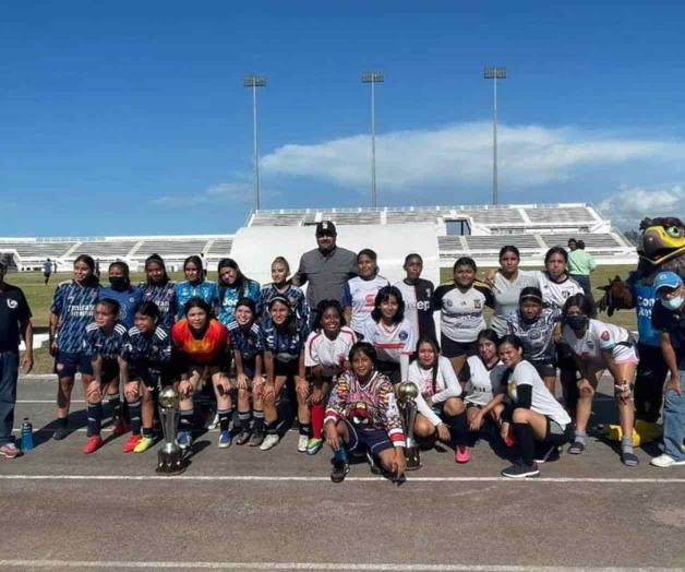 Estudiantes cumplen con torneo relámpago