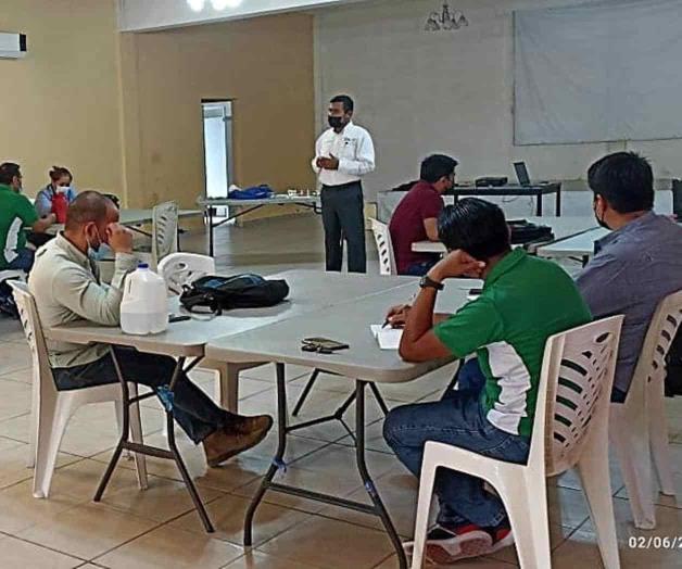 Capacitan a docentes en enseñanza de Matemáticas