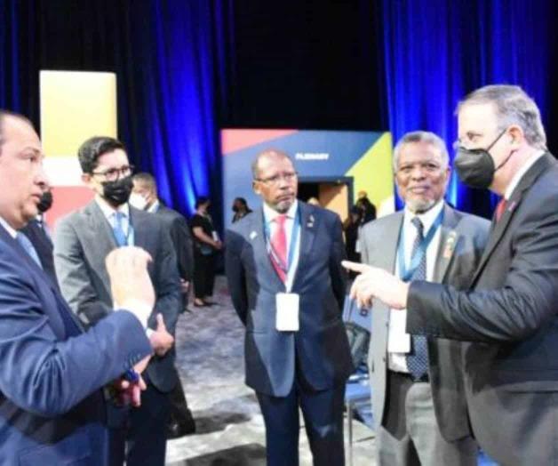 Critica Ebrard la exclusión de países, bloqueos y a la OEA