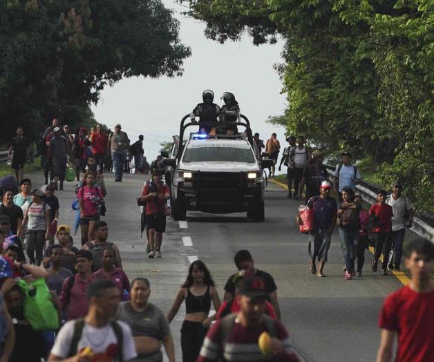 Se divide caravana en el sur de México