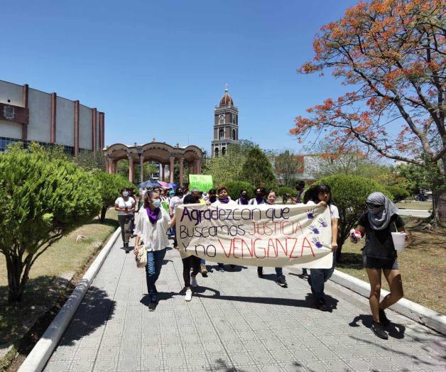 Exigen justicia para menor abusada en escuela privada