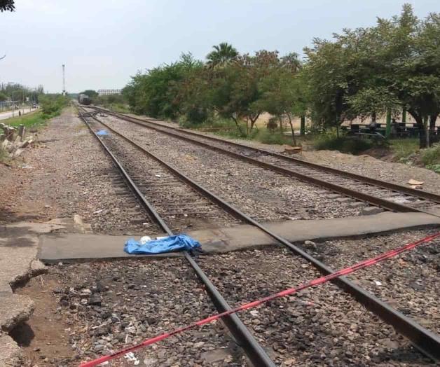Mutilado, muere joven bajo los rieles del tren