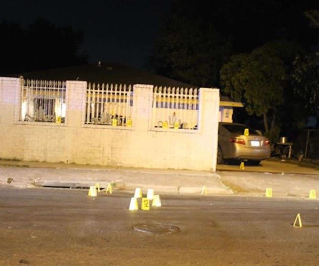 Rafaguean casa de auto en movimiento Rafaguean casa de auto en movimiento