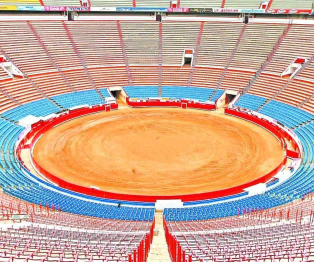 Chocan por Plaza México Chocan por Plaza México