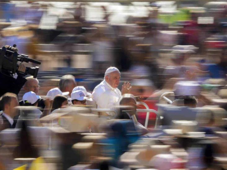Papa emite decreto sobre nuevos grupos religiosos Papa emite decreto sobre nuevos grupos religiosos