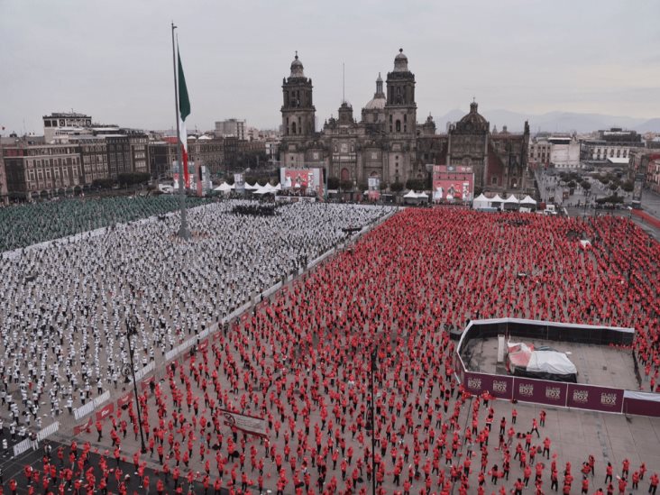 La CDMX quita a Moscú el Récord Guinness por la “Clase de box más grande del mundo” La CDMX quita a Moscú el Récord Guinness por la “Clase de box más grande del mundo”