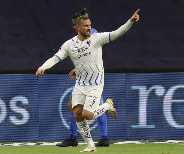 Vincent Janssen fue presentado en Bélgica