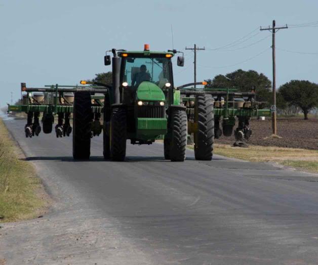 Crece movilidad de maquinaria agrícola