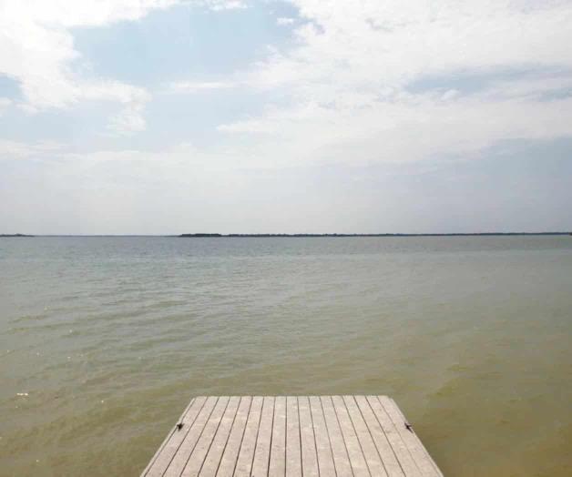 Mueren tres hombres al volcar pequeño bote