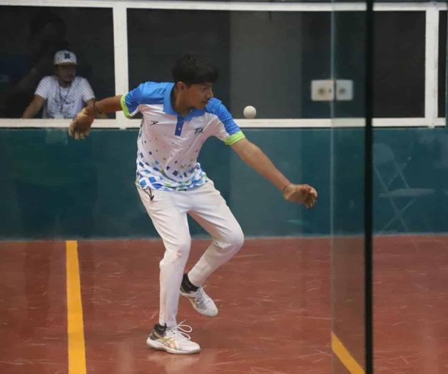 Llueven medallas en frontón