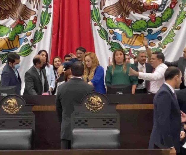 Denuncian penalmente a bancada de Morena