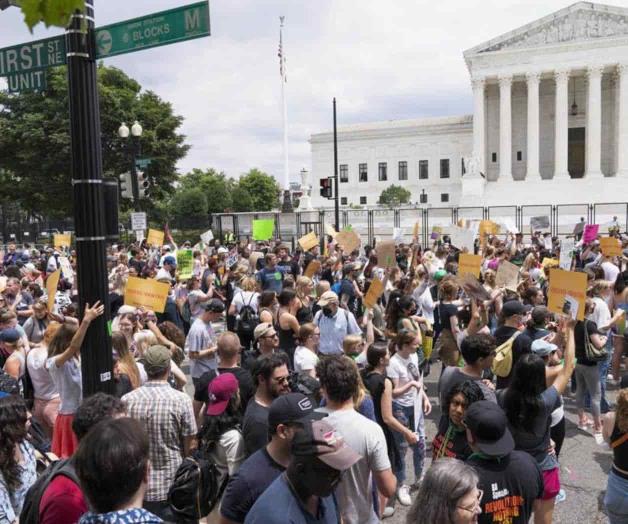 Suspenden clínicas abortos, tras el fallo