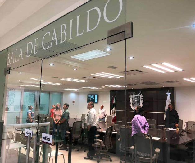 Nomás quedó uno… tumban a interino; asume alcalde prófugo