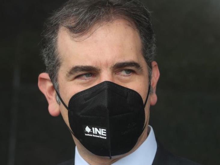 Exhibe Córdova ataques contra el INE en cumbre Exhibe Córdova ataques contra el INE en cumbre
