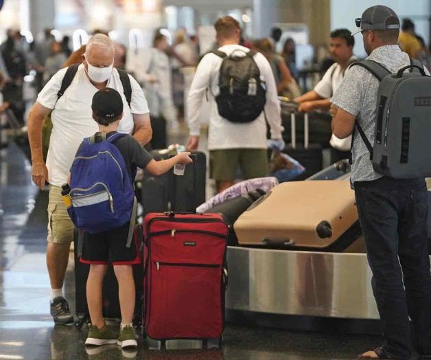 Viajeros aéreos superan las cifras prepandemia