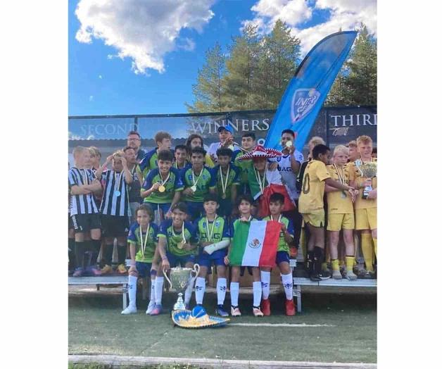 Gana Elian campeonato internacional de Fútbol