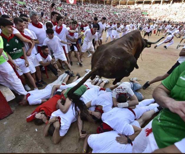 Sexto encierro de sanfermines termina con un corneado