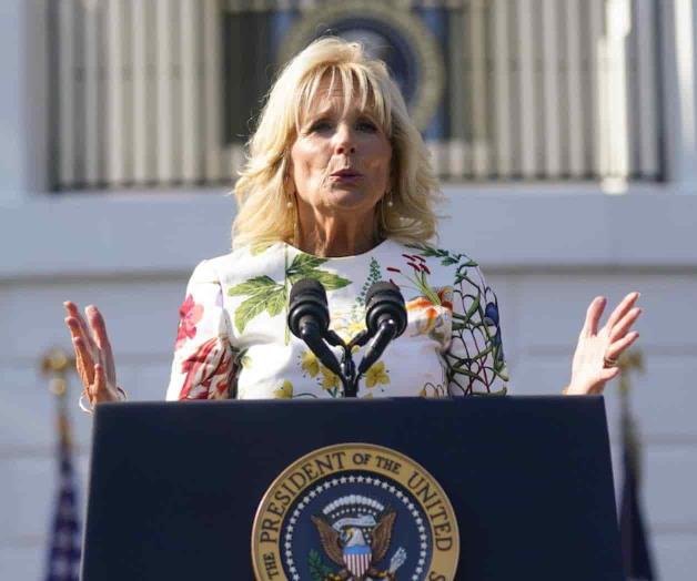 Suspenden a general retirado, por criticar a la primera dama