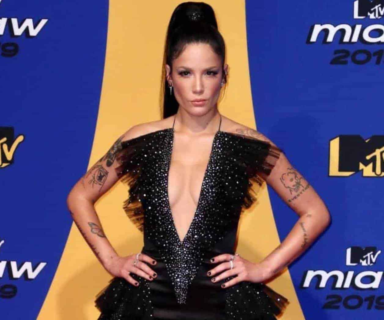 Halsey revela que padece lupus y leucemia en su nuevo sencillo Halsey revela que padece lupus y leucemia en su nuevo sencillo