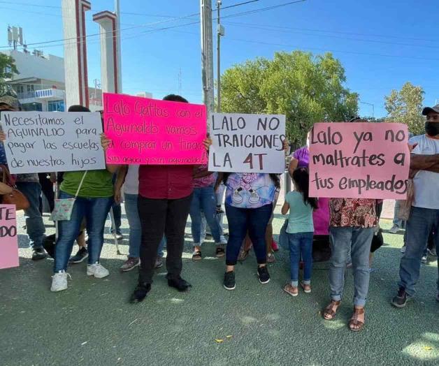 Cede municipio, dará bono a sindicalizados