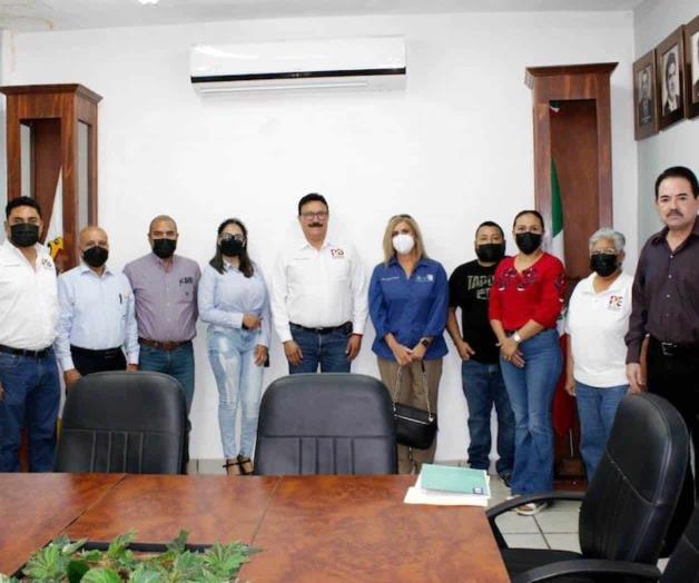 Brindan todo el apoyo a planteles educativos