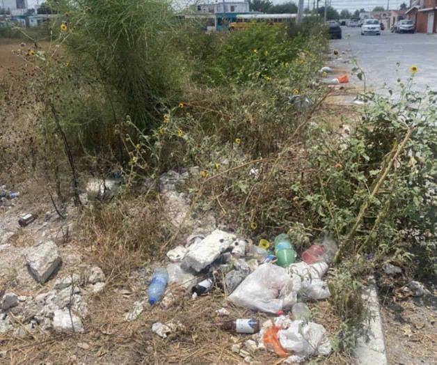 Reviven vecinos basurero clandestino en las Flores